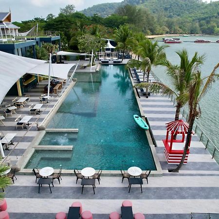 Hotel Tide Phuket Beachfront Extérieur photo